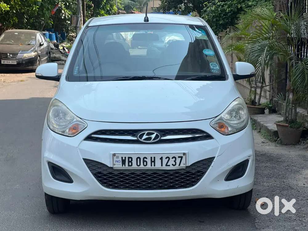 Hyundai I10 Sportz 2011 Petrol Automatic