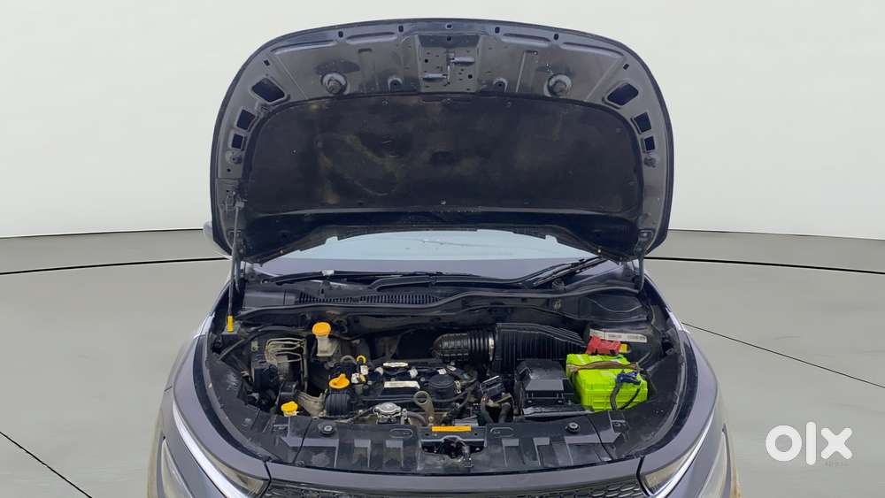 Tata Altroz Xz, 2020, Petrol