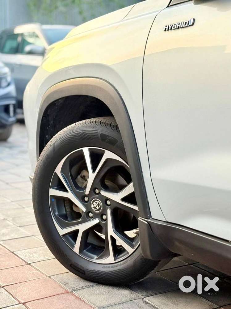 Toyota Urban Cruiser Hyryder 1.5 V Hybrid, 2023, Diesel