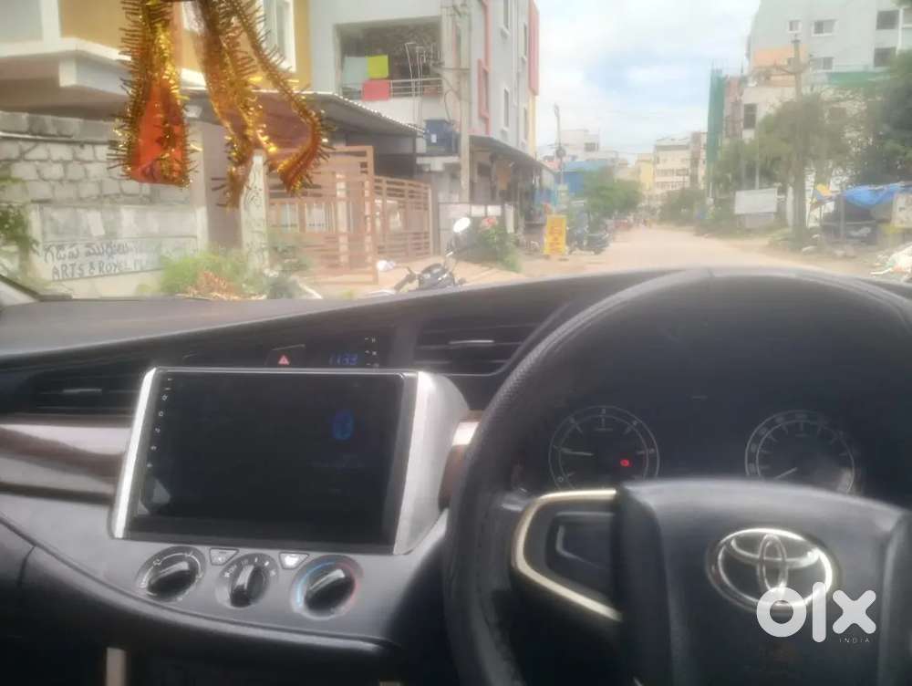 Toyota Innova Crysta 2016