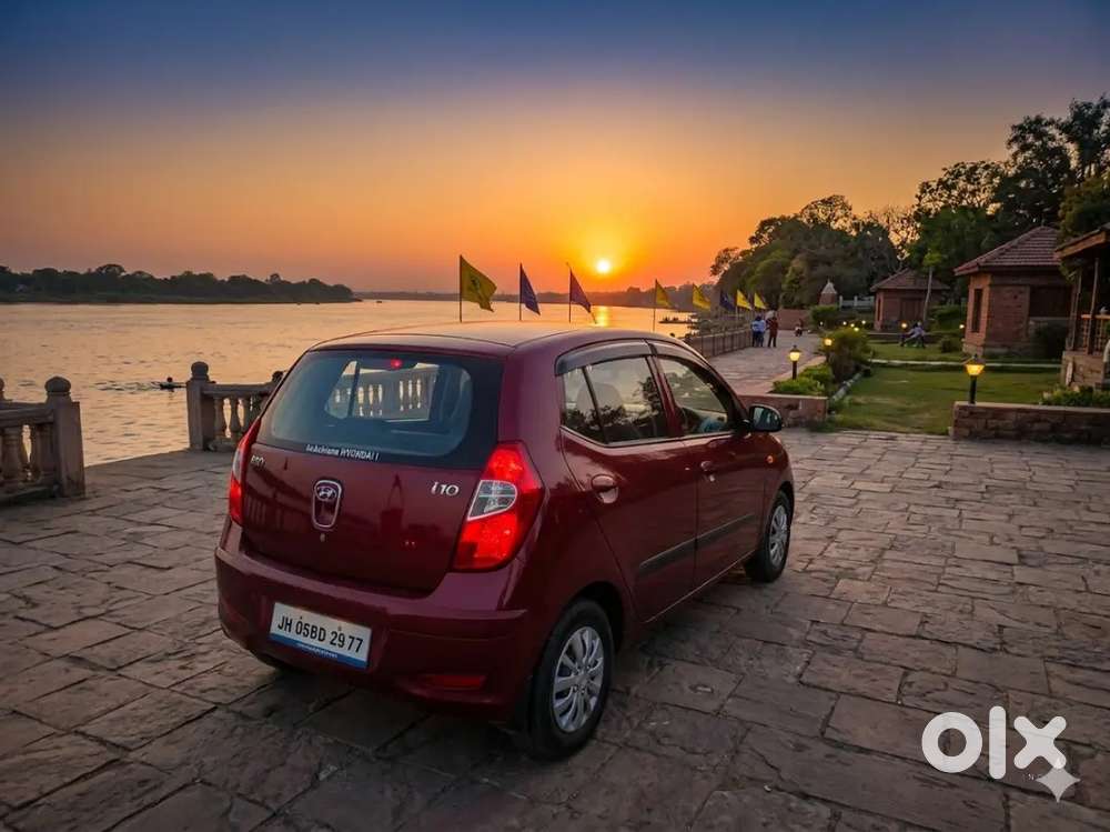 Hyundai I10 2015 Petrol 28000 Km Driven