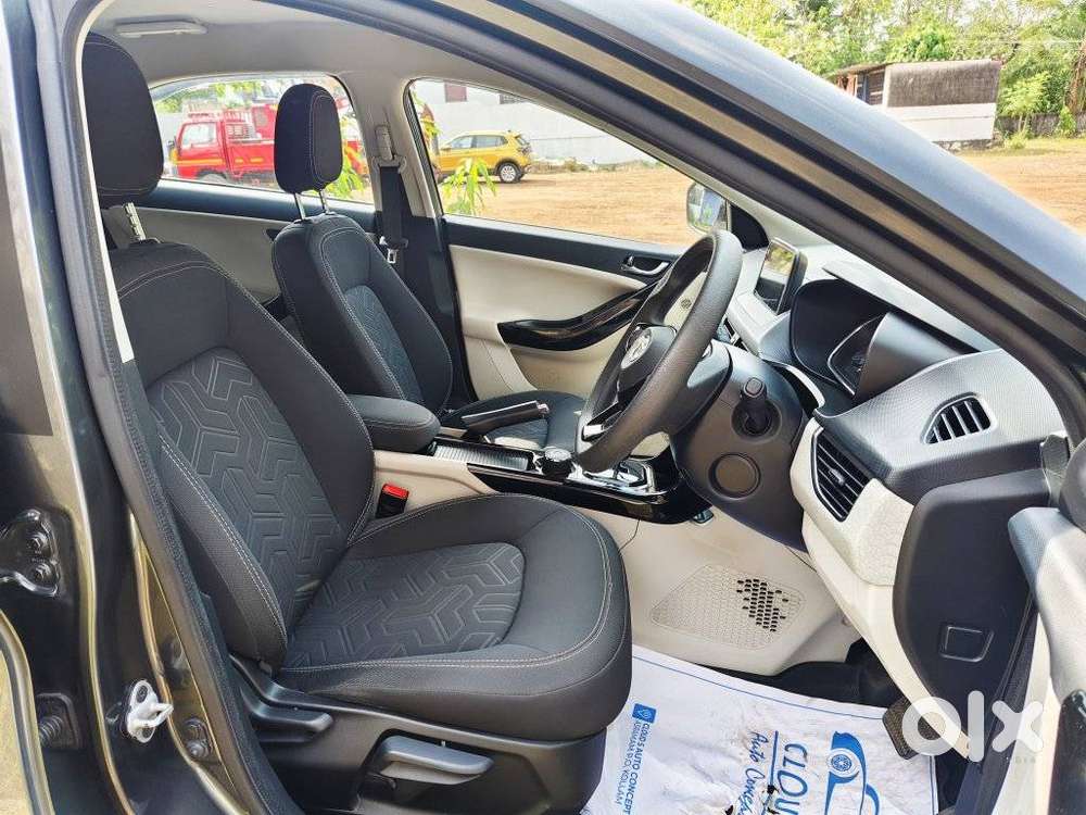 Tata Nexon 1.2 Revotron Xza Plus (o) Amt, 2022, Petrol