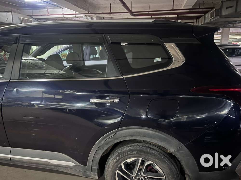 Kia Carens Petrol 2023