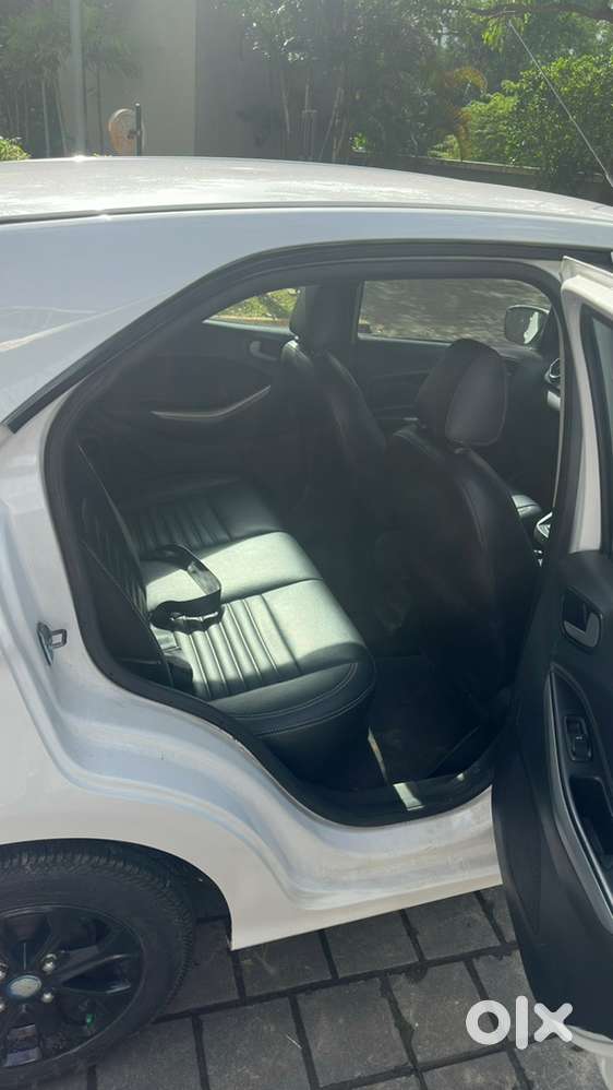 Ford Figo Diesel Titanium Full Company Service