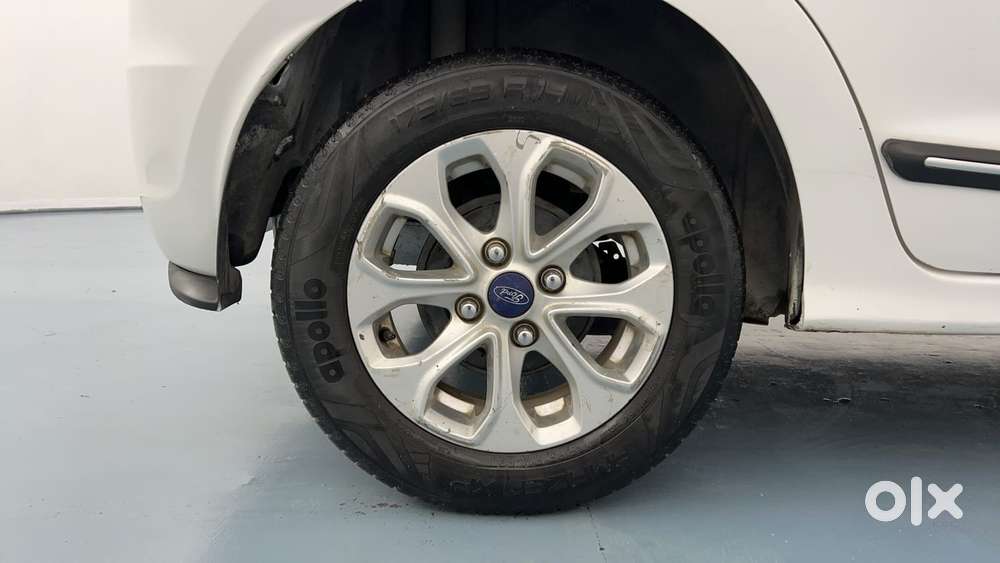 Ford Figo 2012-2015 Petrol Titanium, 2018, Petrol