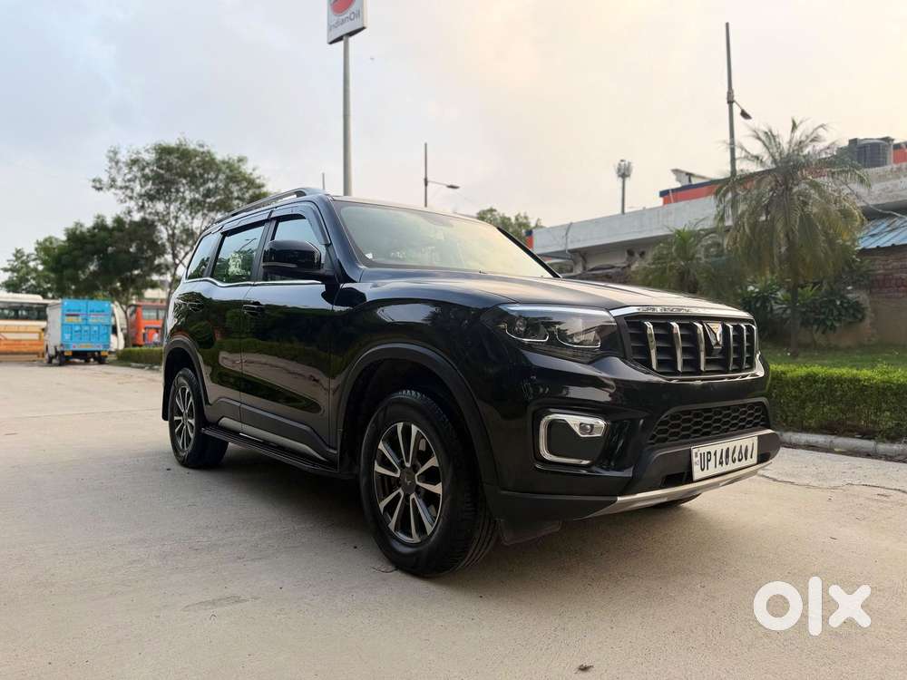 Mahindra Scorpio N Z8 Petrol Mt 7 Str, 2025, Petrol