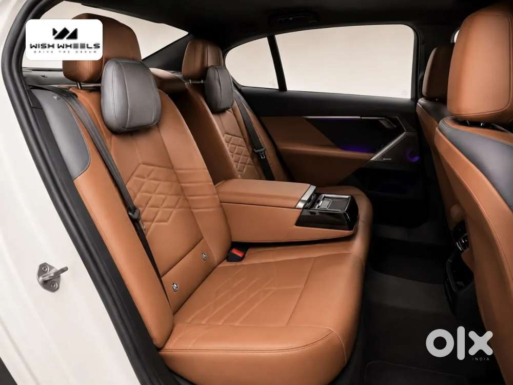 Bmw 5 Series, 2025, Petrol