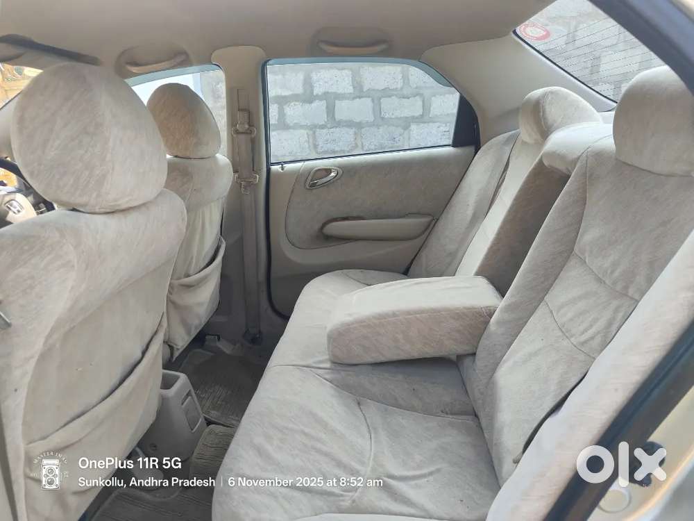 Honda City Zx 2006 Petrol Well Maintained