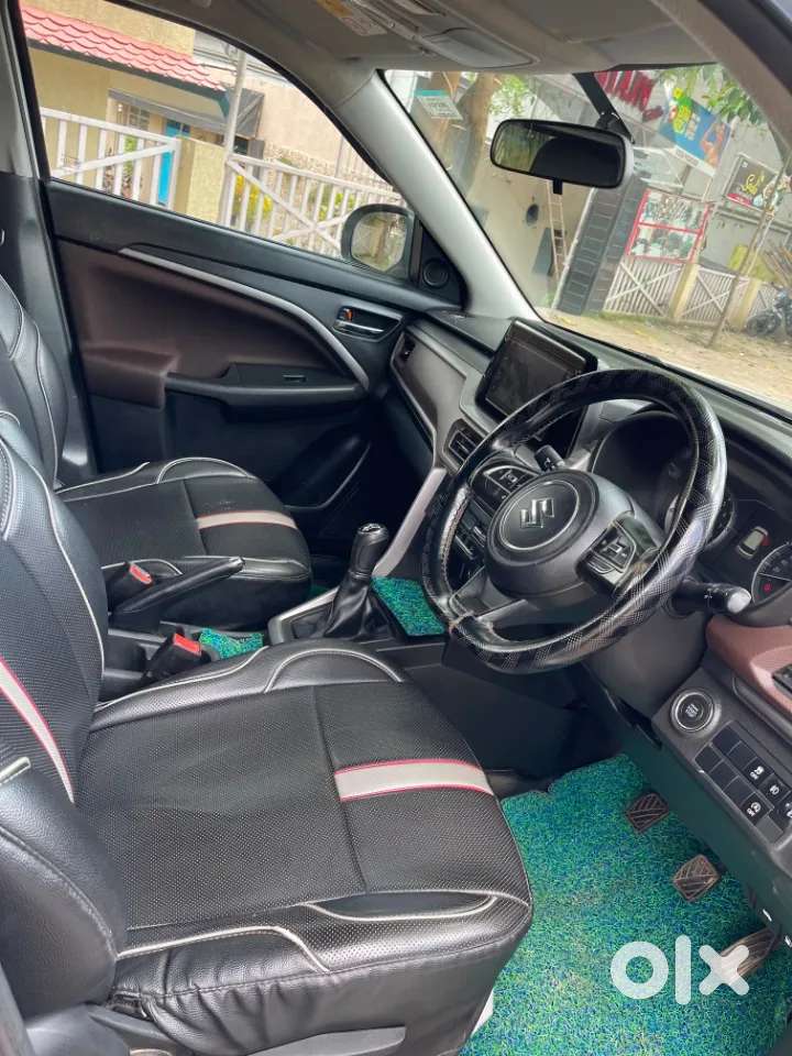 Maruti Suzuki Brezza 1.5 Zxi At Smart Hybrid Dual Tone, 2023, Petrol