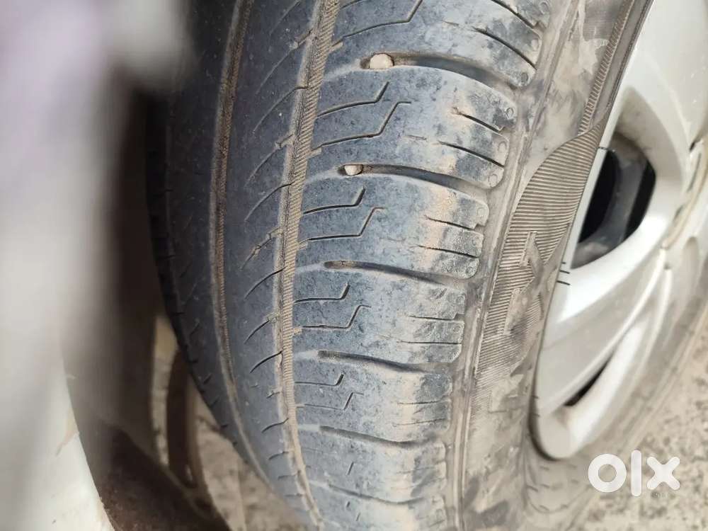 Volksw Vento 2011 Cng & Hybrids 53000 Km Driven New Tyres And Battery