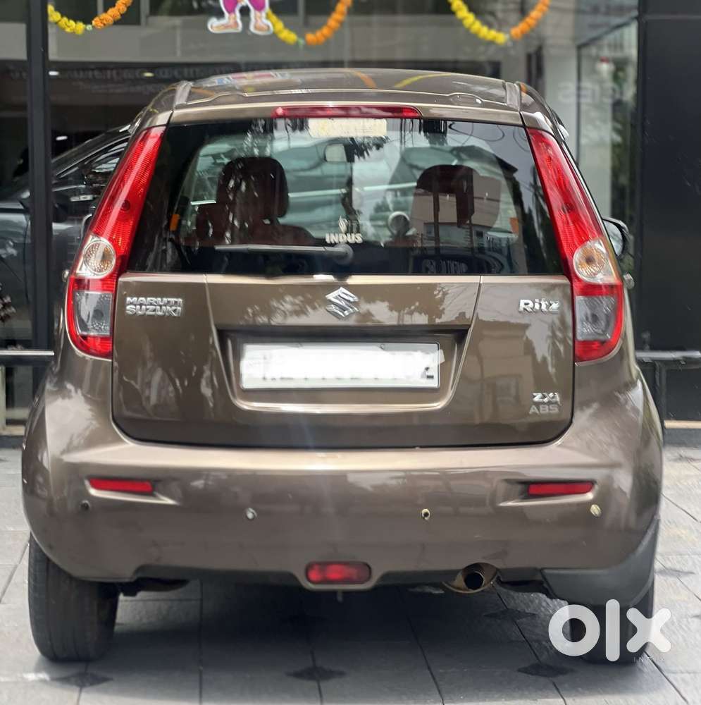 Maruti Suzuki Ritz Zxi, 2010, Petrol