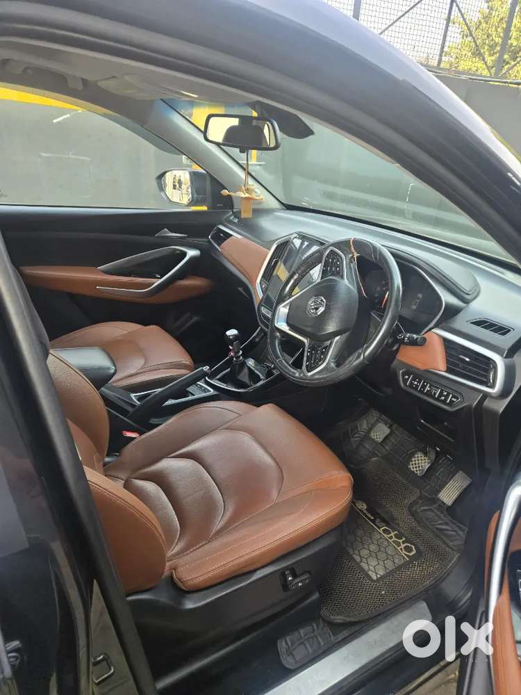 Mg Hector Plus 2020