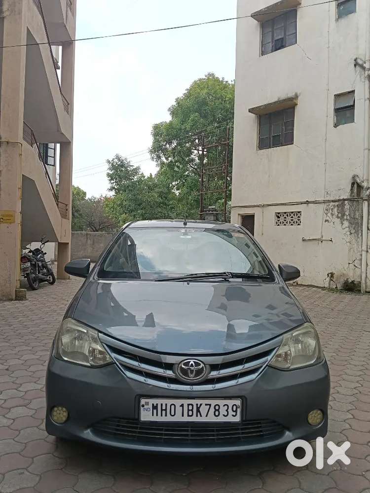 Toyota Etios 2014 Diesel 165000 Km Driven