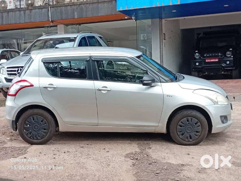 Maruti Suzuki Swift 2011-2014 Vxi, 2013, Petrol