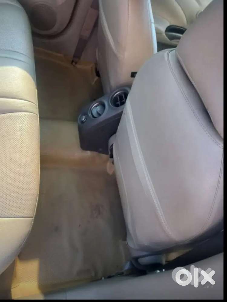 Nissan Sunny Petrol 2011