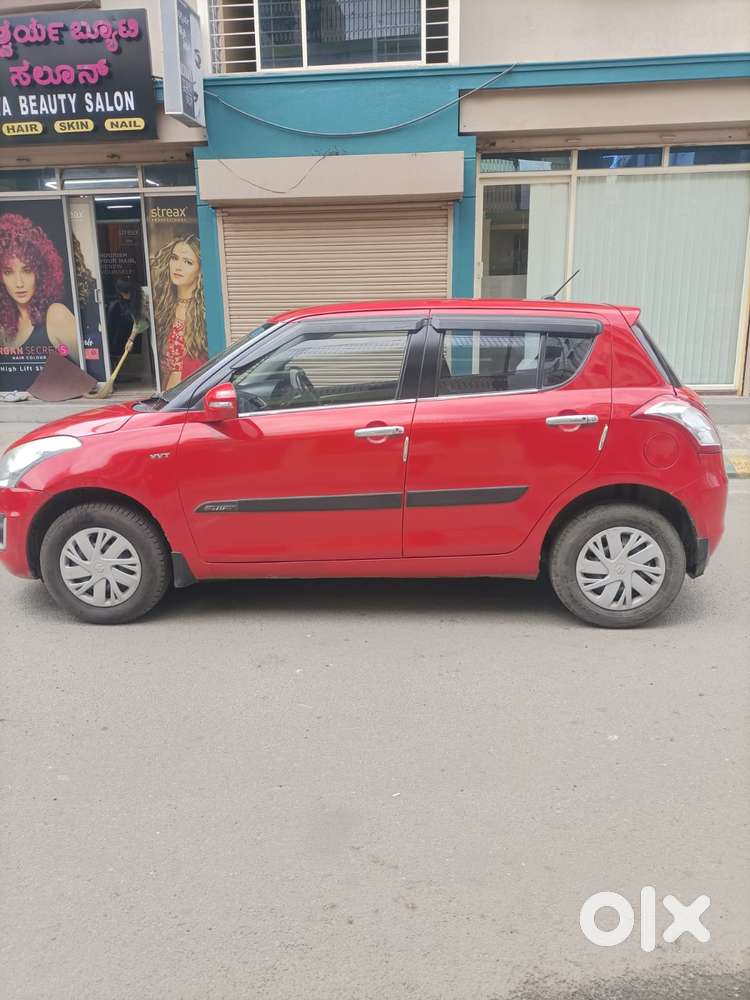 Maruti Suzuki Swift Vxi Optional, 2017, Petrol