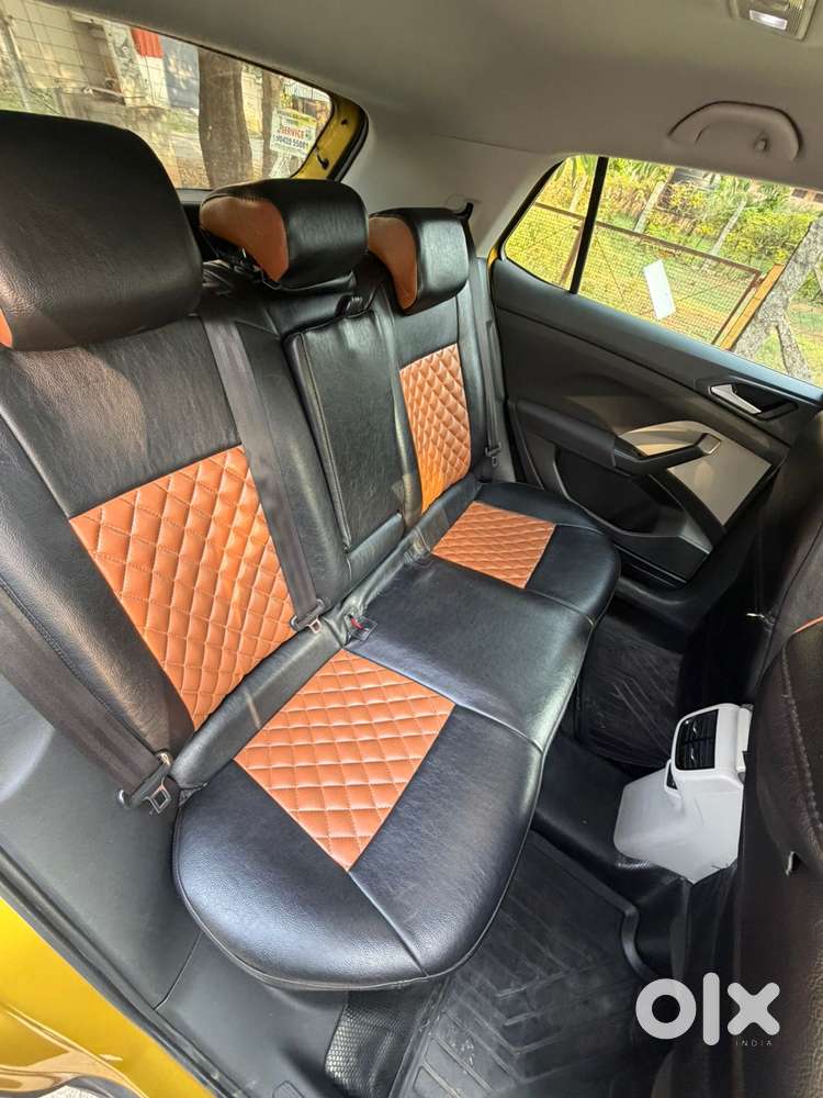 Volkswagen Taigun 1.0 Tsi Highline At, 2022, Petrol