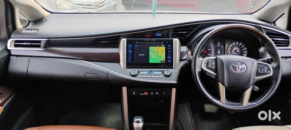 Toyota Innova Crysta 2.8z Automatic, 2018, Diesel