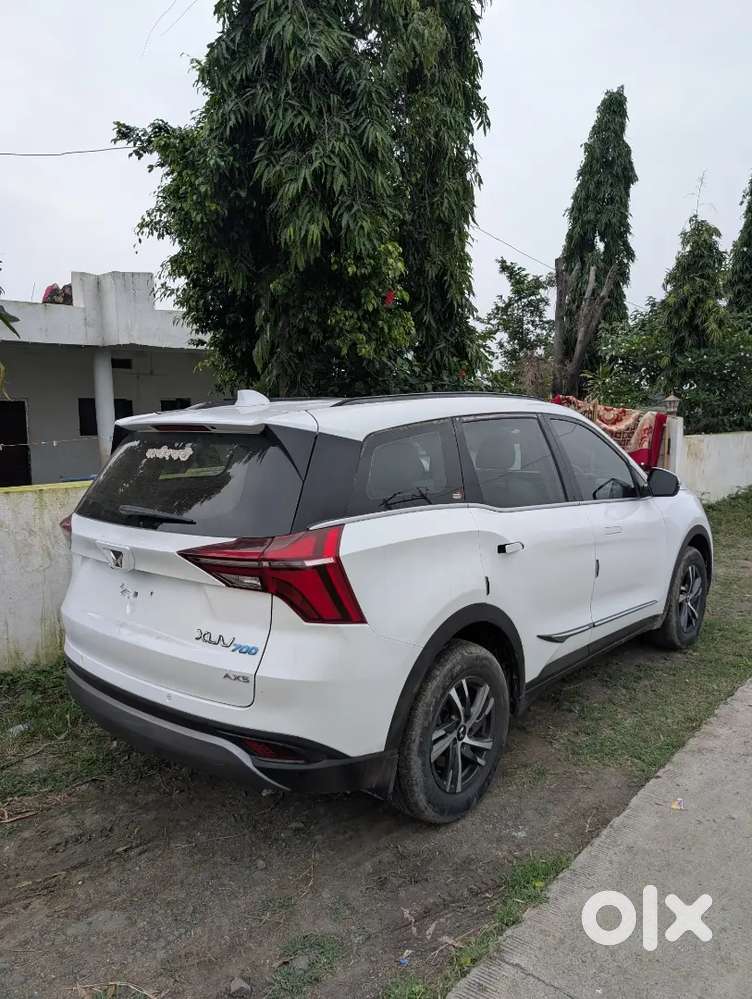 Mahindra Xuv700 Diesel Mt 2024
