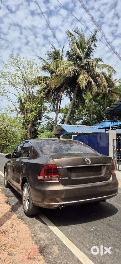 Volkswagen Vento Highline 2015 Petrol Manual