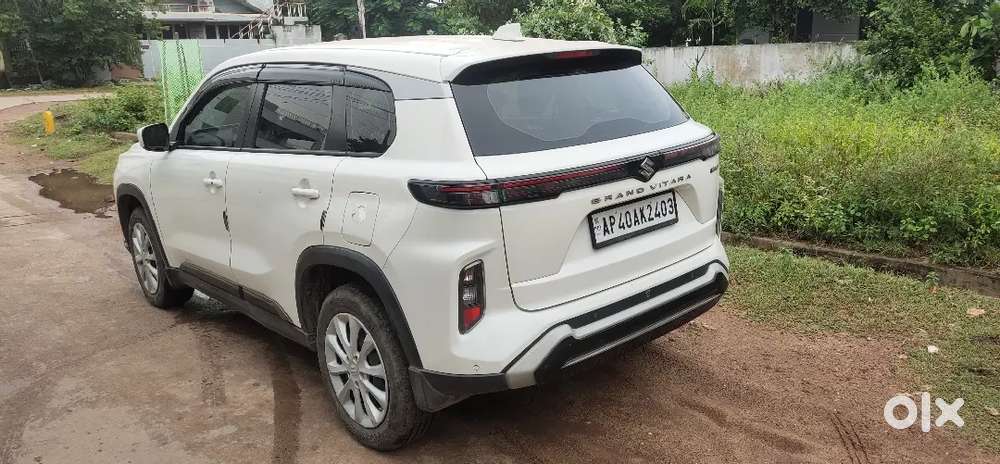 Maruti Suzuki Grand Vitara 2023 Petrol 62000 Km Final Price 10.70 Lakh