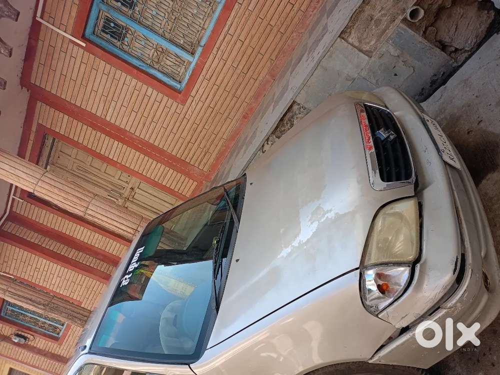 Maruti Suzuki Esteem 2005 Petrol 150000 Km Driven