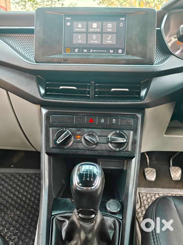 Skoda Kushaq 1.0 Tsi Active, 2022, Petrol