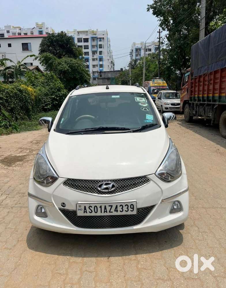 Hyundai Eon Era+ Next To Showroom Condition