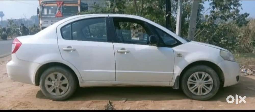 Maruti Suzuki Sx4 Petrol 2012