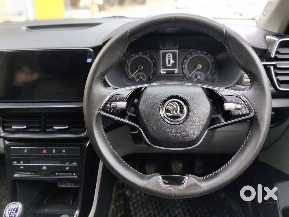 Skoda Kushaq 1.0 Tsi Style, 2022, Petrol