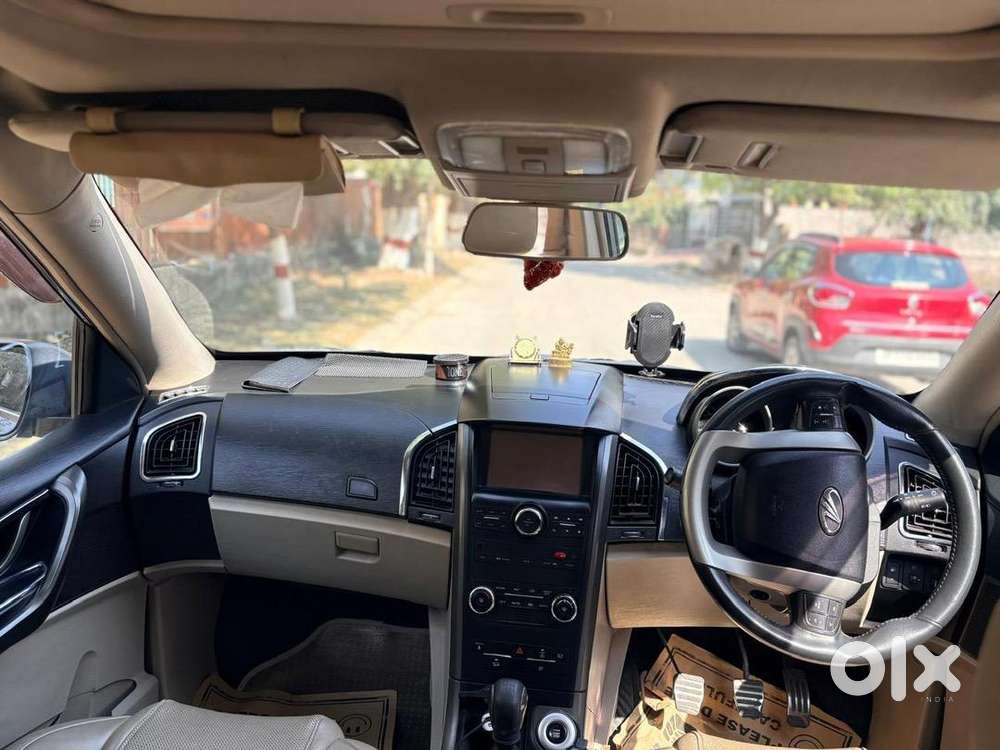 Mahindra Xuv500 2016