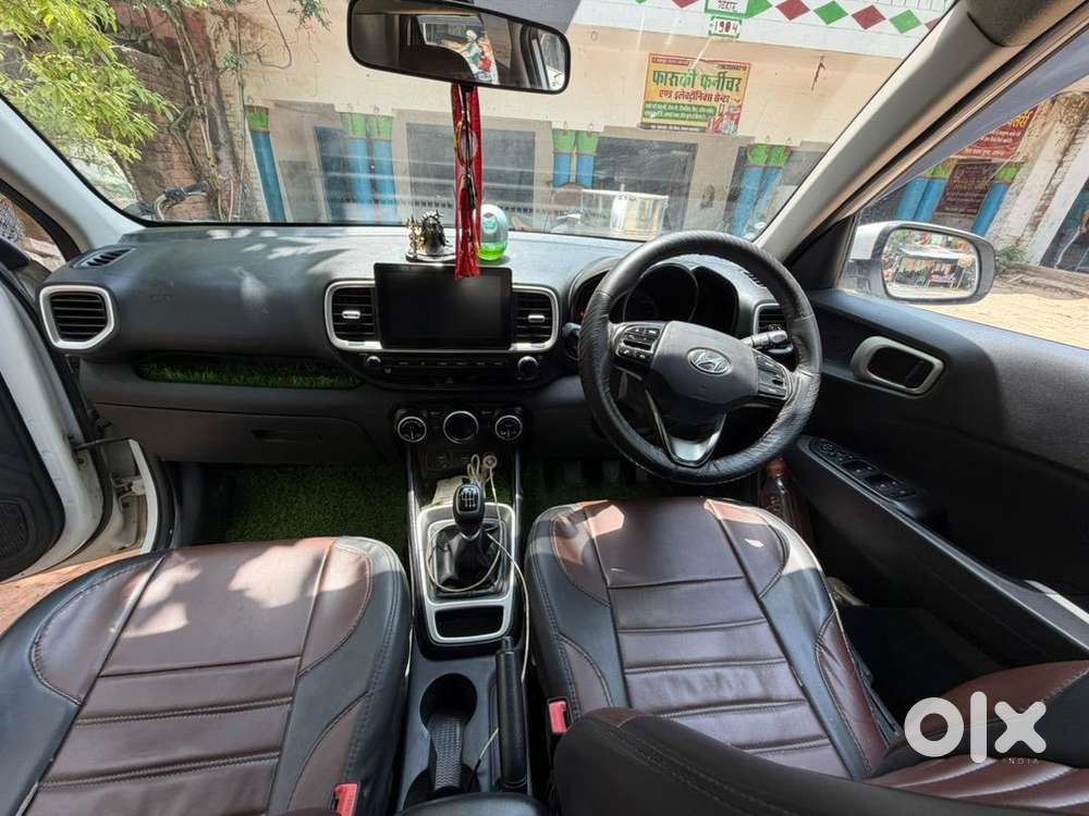 Hyundai  Venue Diesel Car 2019 In Best Condition With Sunroof