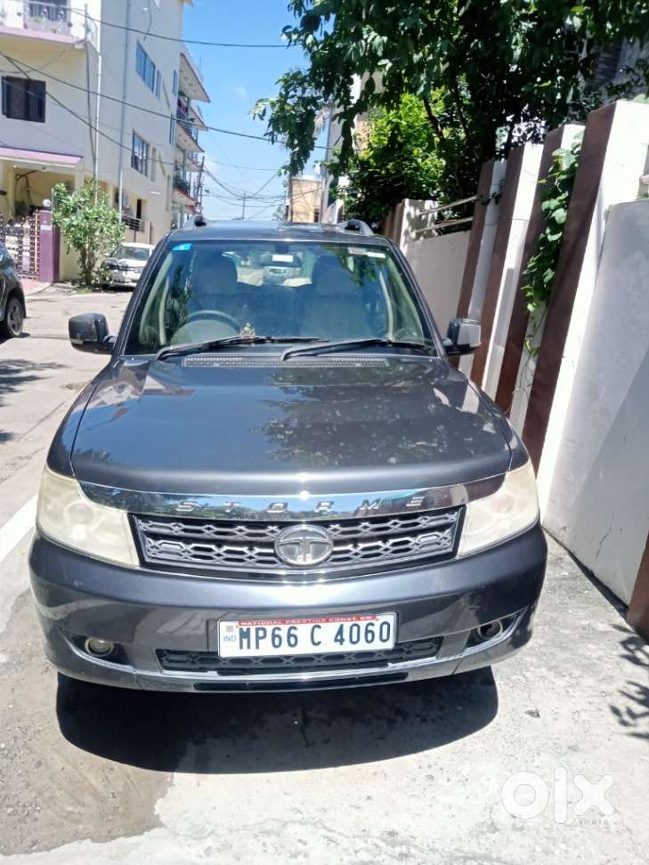 Tata Safari Storme Vx, 2016, Diesel