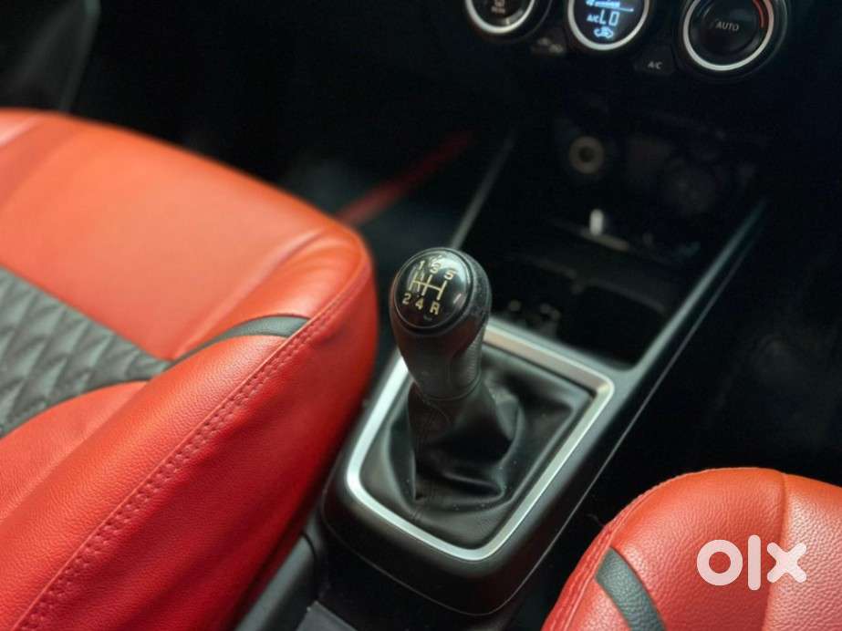Maruti Suzuki Swift 2018 Zxi Plus, 2022, Petrol