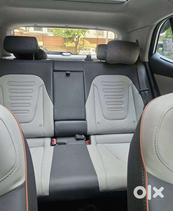 Hyundai Creta Sx (o) 1.5 Petrol Cvt Knight Dual Tone, 2025, Petrol