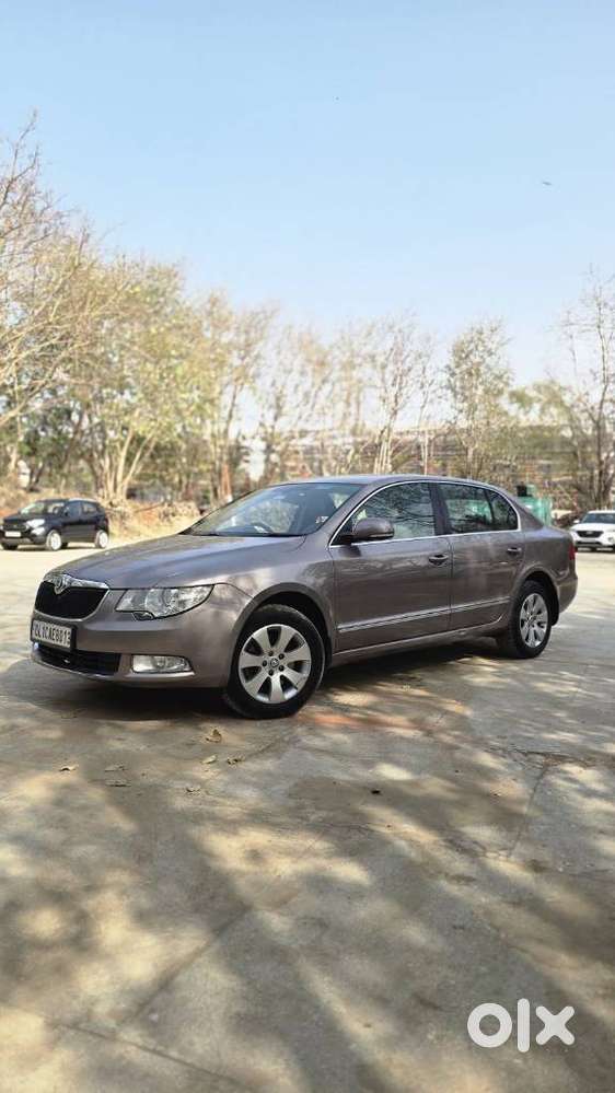 Skoda Superb 2013-2015 Elegance 1.8 Tsi Mt, 2013, Petrol