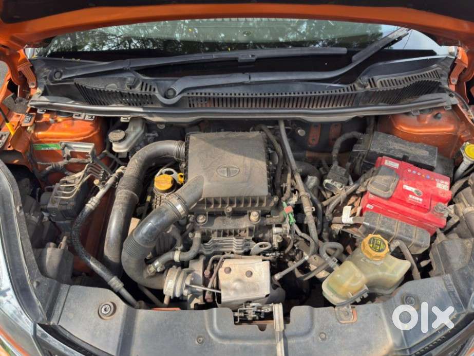 Tata Nexon 1.2 Revotron Xza Plus, 2018, Petrol