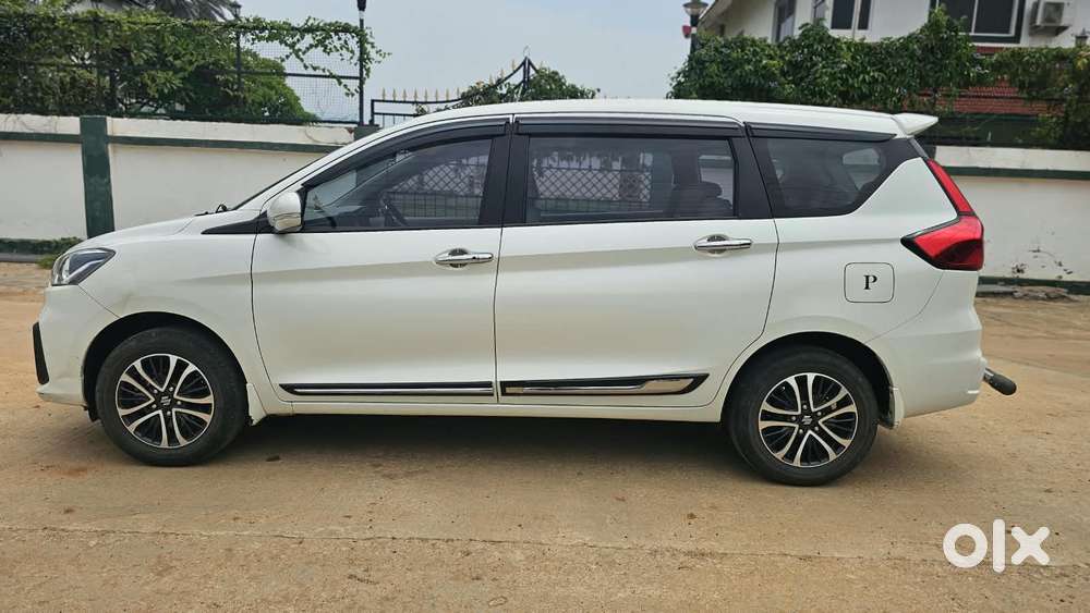 Maruti Suzuki Ertiga 1.5 Zxi Plus Shvs, 2023, Petrol