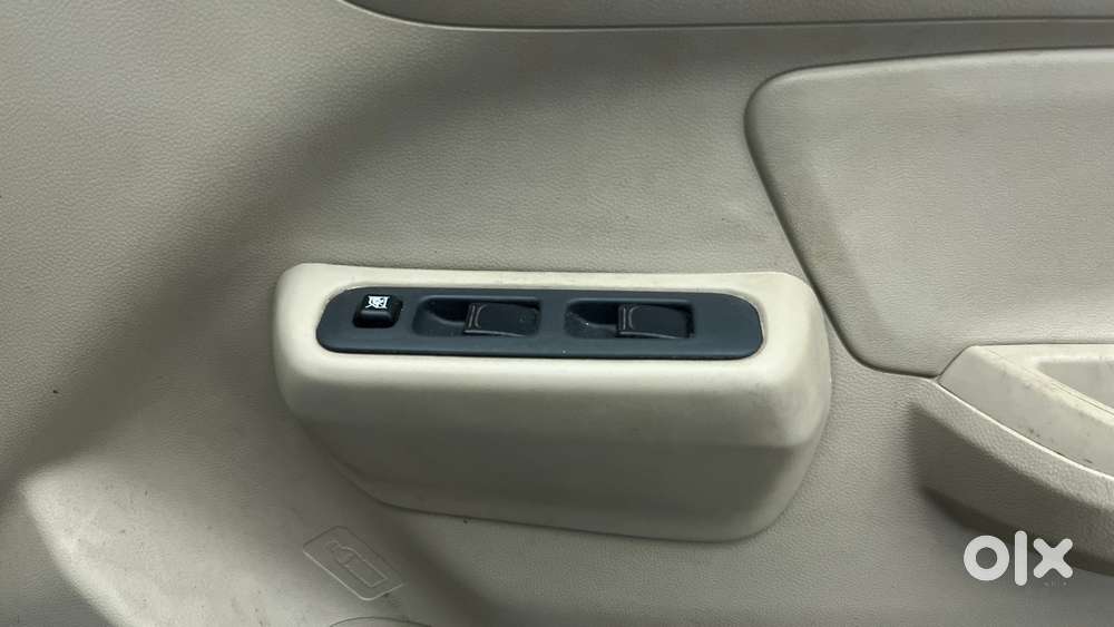 Maruti Suzuki Swift Dzire 1.2 Lxi Bsiv, 2019, Petrol