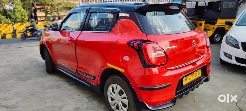 Maruti Suzuki Swift 1.2 Vxi (o), 2023, Petrol