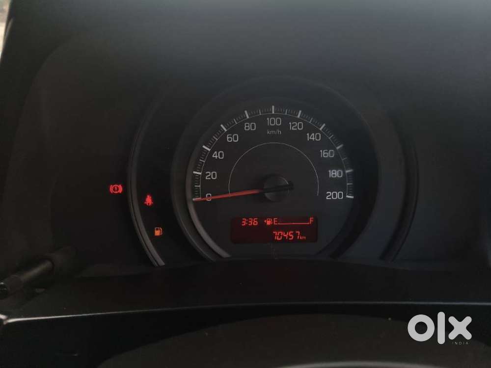 Maruti Suzuki Swift Vvt Lxi, 2021, Cng & Hybrids
