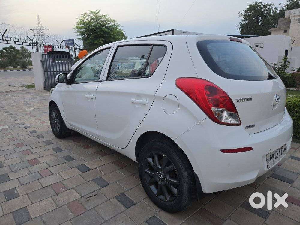Hyundai I20 Sportz 1.2 Bs-iv, 2013, Diesel