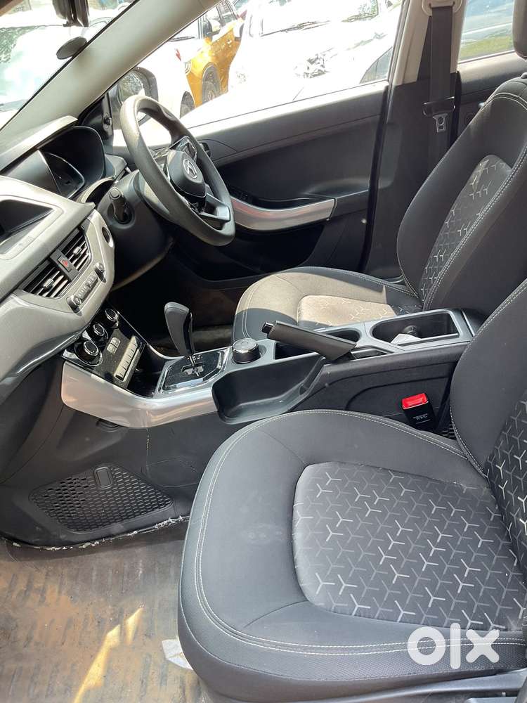 Tata Nexon 1.2 Revotron Xma Amt, 2023, Petrol