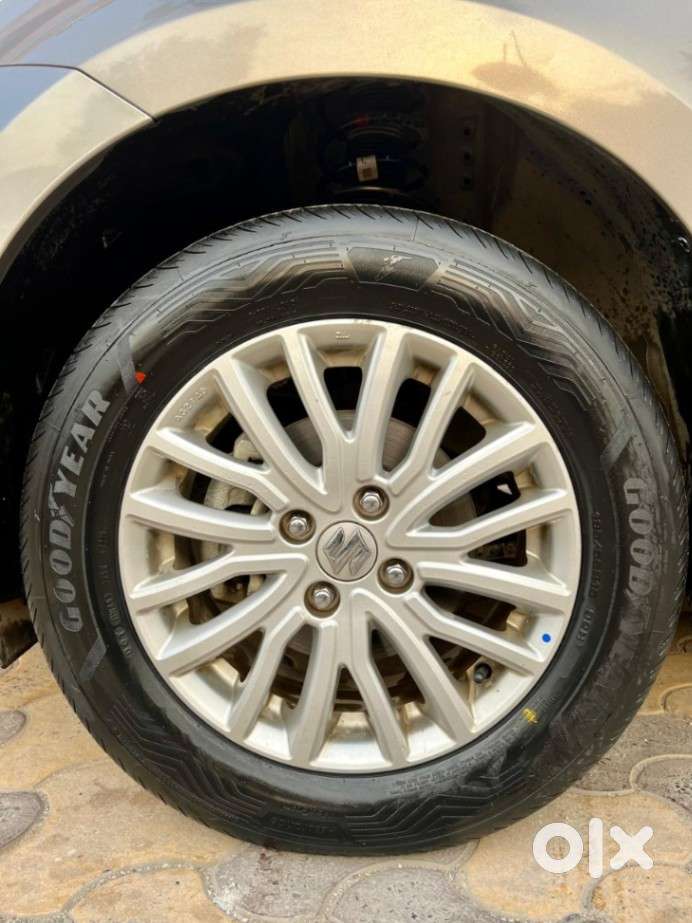 Maruti Suzuki Dzire 1.2 Zxi Cng, 2023, Cng & Hybrids