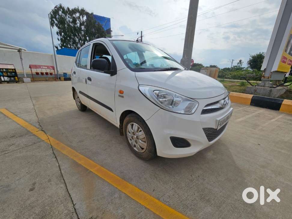 Hyundai I10 Magna O, 2016, Petrol