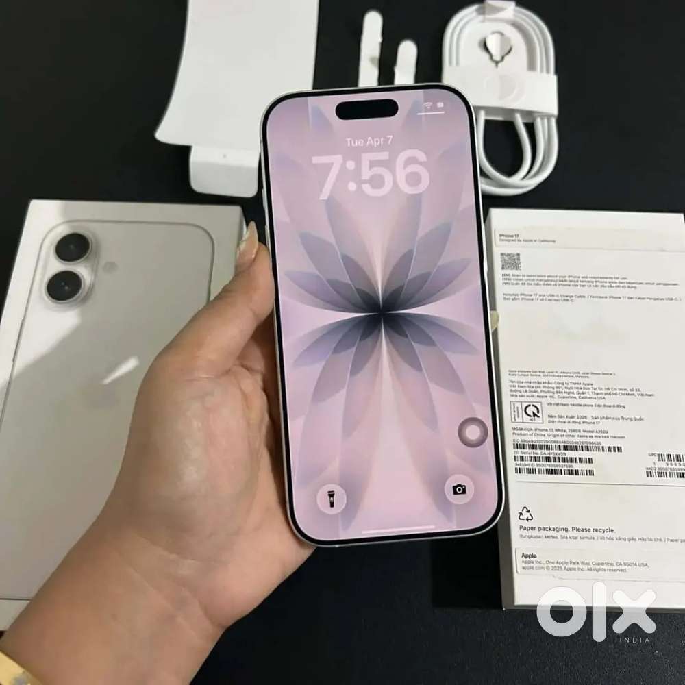 iphone 16 in finest price only 4 months old