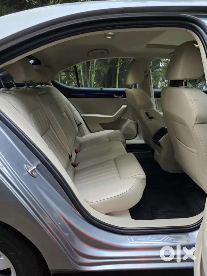 Skoda Superb 2.0 L&k Tsi At, 2020, Petrol