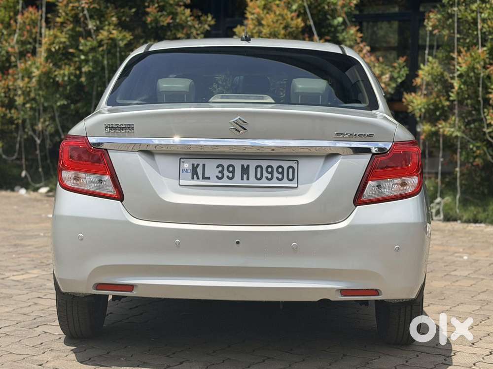 Maruti Suzuki Swift Dzire Vxi(o) Mt, 2017, Petrol