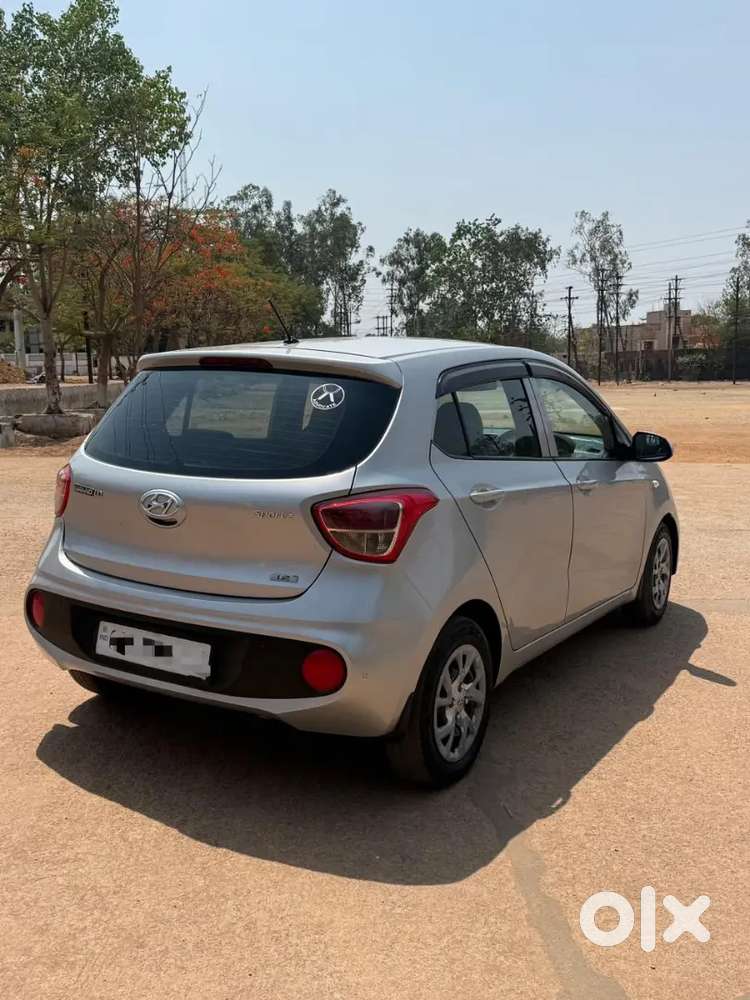 2017 Grand I10 Sportz