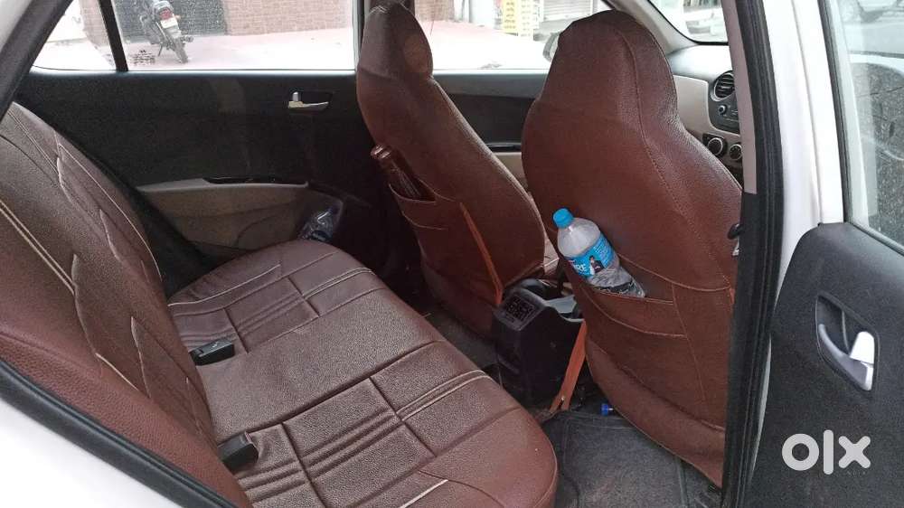 Hyundai Grand I10 2017 Petrol 90000 Km Driven